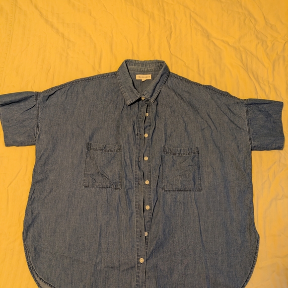 Tradlands Chambray Shirt - Picture 1 of 4